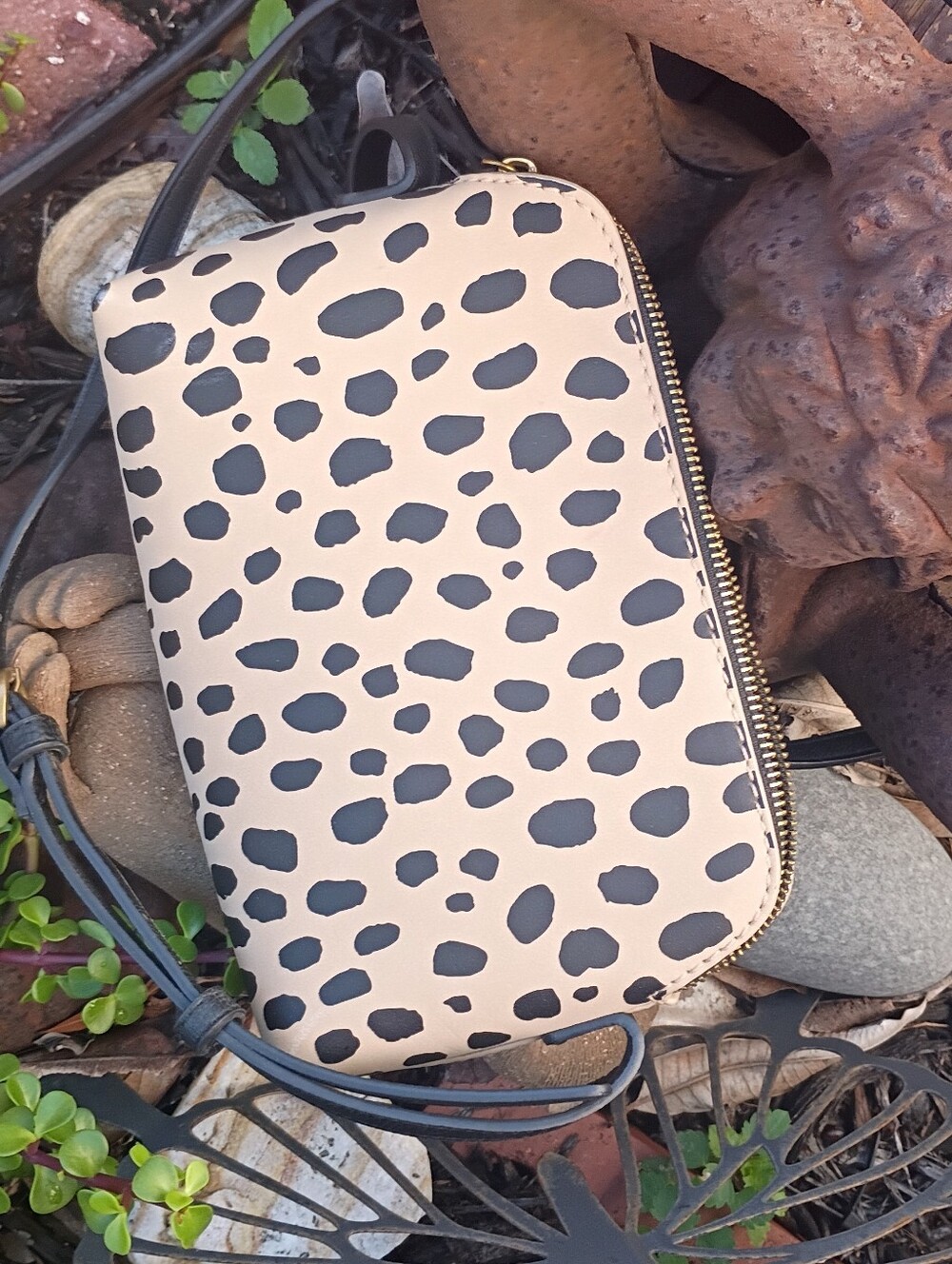 Universal Thread Leopard Print Crossbody Bag in Tan and Black 6.5x9